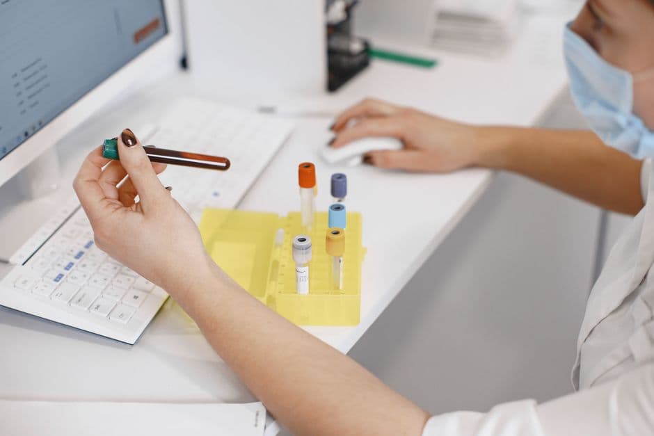 Agentes de IA revolucionam desenvolvimento de software científico em genomics