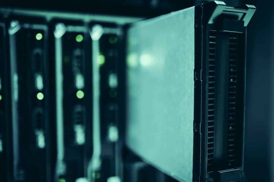 Meta inicia produção de chips de IA próprios para reduzir dependência da Nvidia