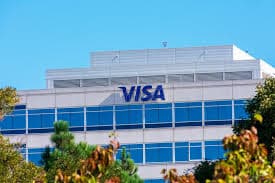 Visa rastreia US$ 2,6 bilhões em tentativas de fraude com IA avançada