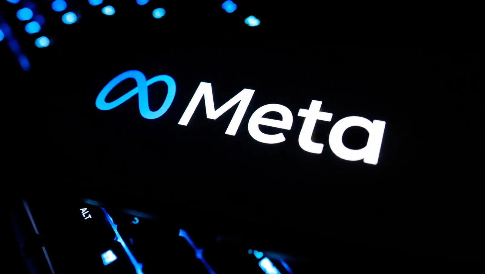 Meta entra no mercado de cloud computing com venda de capacidade de IA